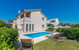 3 dormitorio casa de pueblo 170 m² en Medulin, Croacia. 745 000 €