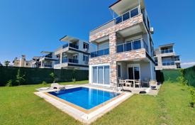 4 dormitorio villa 260 m² en Manavgat, Turquía. $294 000