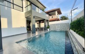 6 dormitorio villa 540 m² en Pattaya, Tailandia. $563 000