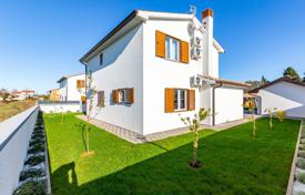 3 dormitorio casa de pueblo 145 m² en Pula, Croacia. 520 000 €