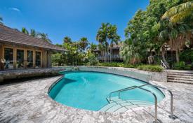 Villa – Key Biscayne, Florida, Estados Unidos. $9 900 000