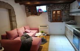 5 dormitorio casa de pueblo 170 m² en Kastav, Croacia. 325 000 €
