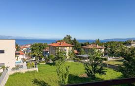 8 dormitorio casa de pueblo 240 m² en Lovran, Croacia. Price on request