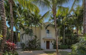 Casa de pueblo – Miami Beach, Florida, Estados Unidos. $1 950 000