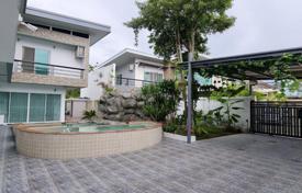 5 dormitorio villa 275 m² en Pattaya, Tailandia. $477 000