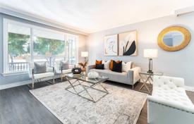 7 dormitorio casa de pueblo en North York, Canadá. C$1 516 000