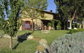 Villa – Suvereto, Toscana, Italia. 4 700 €  por semana