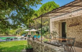 9 dormitorio chalet en Gordes, Francia. 1 195 000 €