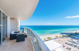 Piso – Collins Avenue, Miami, Florida,  Estados Unidos. $900 000