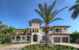 9 dormitorio villa 637 m² en Sunny Isles Beach, Estados Unidos. $2 594 000