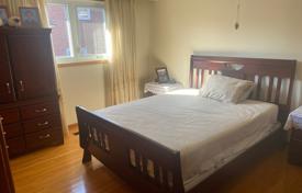 8 dormitorio casa de pueblo en North York, Canadá. C$2 005 000