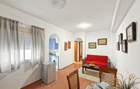 1 dormitorio piso 45 m² en Málaga, España. 350 000 €