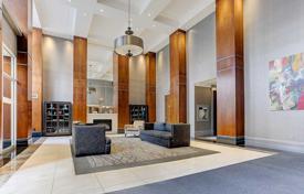 6 dormitorio piso en North York, Canadá. C$1 099 000