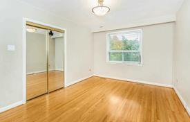5 dormitorio casa de pueblo en North York, Canadá. C$1 705 000