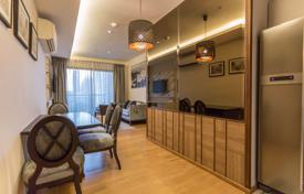 2-dormitorio apartamentos en condominio en Watthana, Tailandia. $375 000