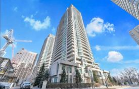6 dormitorio piso en North York, Canadá. C$1 052 000