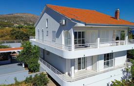 7 dormitorio casa de pueblo 267 m² en Split-Dalmatia County, Croacia. 995 000 €