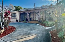 Casa de pueblo – Coral Gables, Florida, Estados Unidos. $675 000