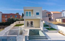 2 dormitorio casa de pueblo 177 m² en Ližnjan, Croacia. 670 000 €
