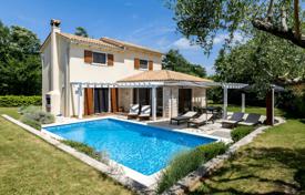 5 dormitorio casa de pueblo 170 m² en Barban, Croacia. 559 000 €