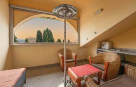 11 dormitorio casa de pueblo 261 m² en Opatija, Croacia. 1 800 000 €