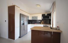 12 dormitorio casa de pueblo 416 m² en Klis, Croacia. 750 000 €