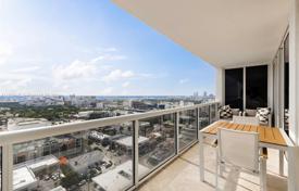 1-dormitorio apartamentos en condominio 91 m² en Miami Beach, Estados Unidos. $800 000