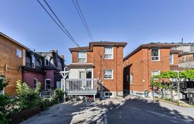 5 dormitorio casa de pueblo en Old Toronto, Canadá. C$2 616 000