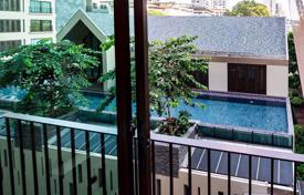 2-dormitorio apartamentos en condominio en Khlong Toei, Tailandia. $332 000