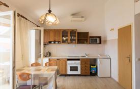 3 dormitorio piso 105 m² en Vodice, Croacia. 230 000 €