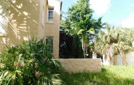 4 dormitorio chalet 287 m² en Fort Lauderdale, Estados Unidos. $800 000