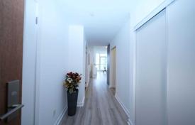 5 dormitorio piso en North York, Canadá. C$912 000