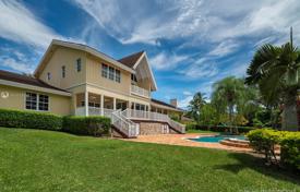 Villa – Coral Gables, Florida, Estados Unidos. 5 745 000 €