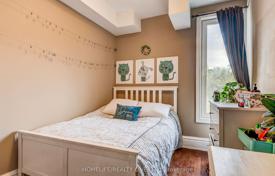 11 dormitorio adosado en Old Toronto, Canadá. C$2 187 000