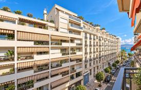 2 dormitorio piso en Cannes, Francia. 595 000 €