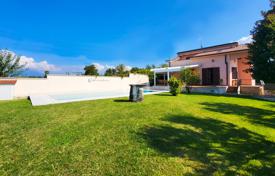 4 dormitorio villa 300 m² en Lazise, Italia. 1 150 000 €