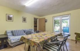 24 dormitorio casa de pueblo 735 m² en Stinjan, Croacia. 1 556 000 €