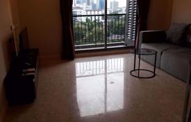 1-dormitorio apartamentos en condominio en Khlong Toei, Tailandia. $407 000