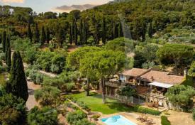 7 dormitorio villa 400 m² en Grosseto, Italia. 5 000 000 €