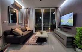 2-dormitorio apartamentos en condominio en Huai Khwang, Tailandia. $199 000