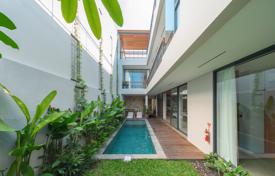 3 dormitorio villa 350 m² en Tumbak Bayuh, Indonesia. $473 000