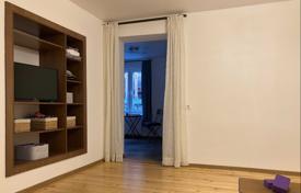 2 dormitorio piso 59 m² en Vieja Tiflis, Georgia. $105 000