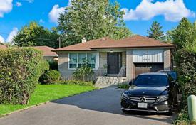 Casa de pueblo – North York, Toronto, Ontario,  Canadá. C$1 783 000