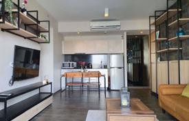 2-dormitorio apartamentos en condominio en Watthana, Tailandia. $369 000