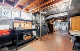 3 dormitorio casa de pueblo en North York, Canadá. C$1 204 000
