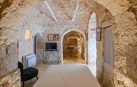 18 dormitorio piso 250 m² en Ostuni, Italia. 1 500 000 €