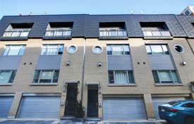 5 dormitorio adosado en Merton Street, Canadá. C$2 129 000