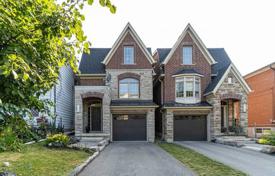 Casa de pueblo – Etobicoke, Toronto, Ontario,  Canadá. C$1 624 000
