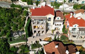 2 dormitorio piso 113 m² en Radovići, Montenegro. 1 100 000 €