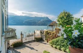 2 dormitorio piso en Carate Urio, Italia. 480 000 €